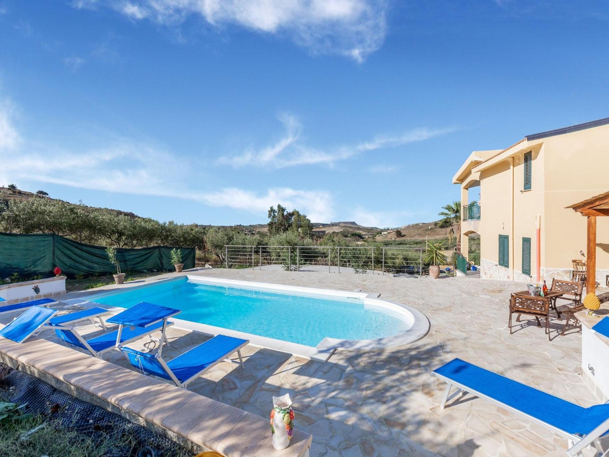 Ravishing Villa In Realmonte With Private Swimming Pool Exterior foto